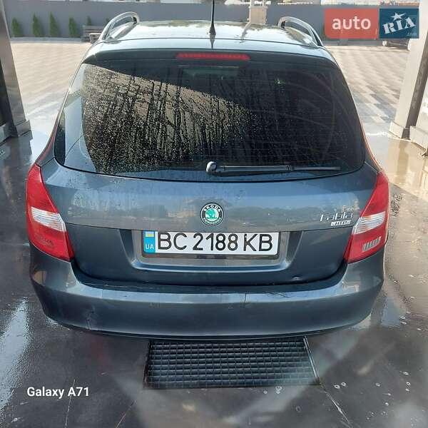 Універсал Skoda Fabia 2009 в Львові