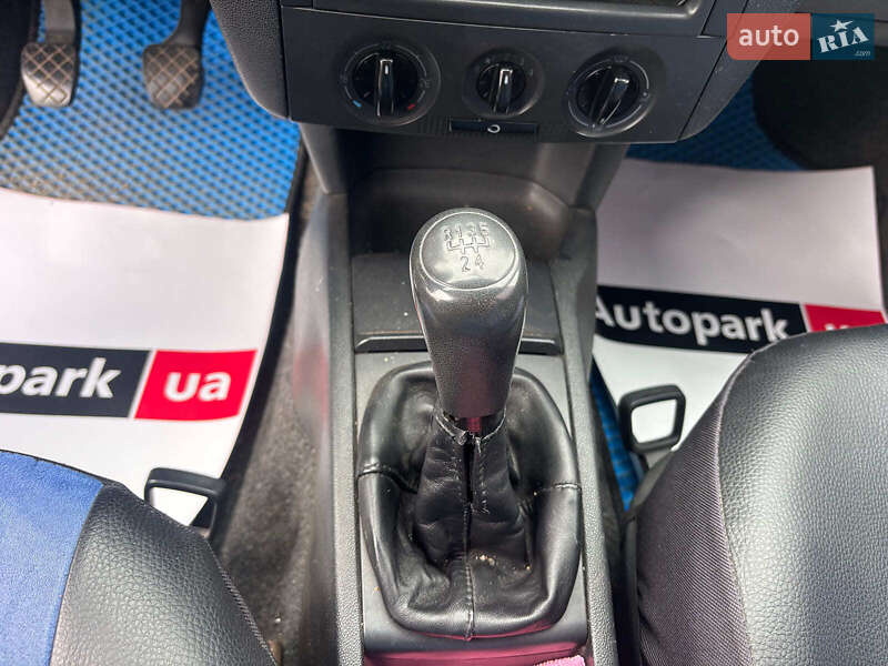 Універсал Skoda Fabia 2006 в Запоріжжі