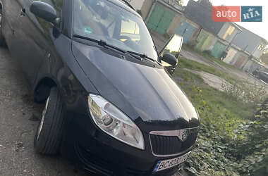 Универсал Skoda Fabia 2011 в Львове