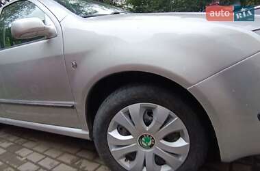 Хетчбек Skoda Fabia 2002 в Луцьку