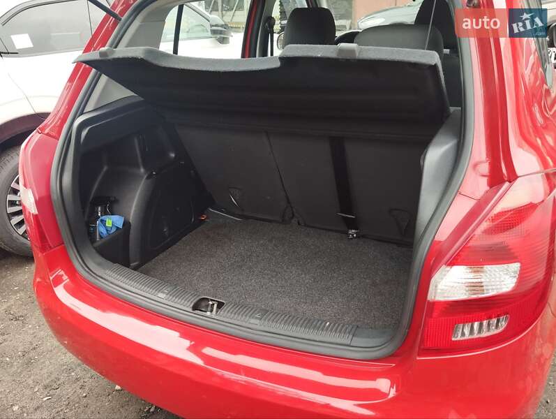 Хэтчбек Skoda Fabia 2014 в Кривом Роге фото 13 Хэтчбек Skoda Fabia 2014 в Кривом Роге