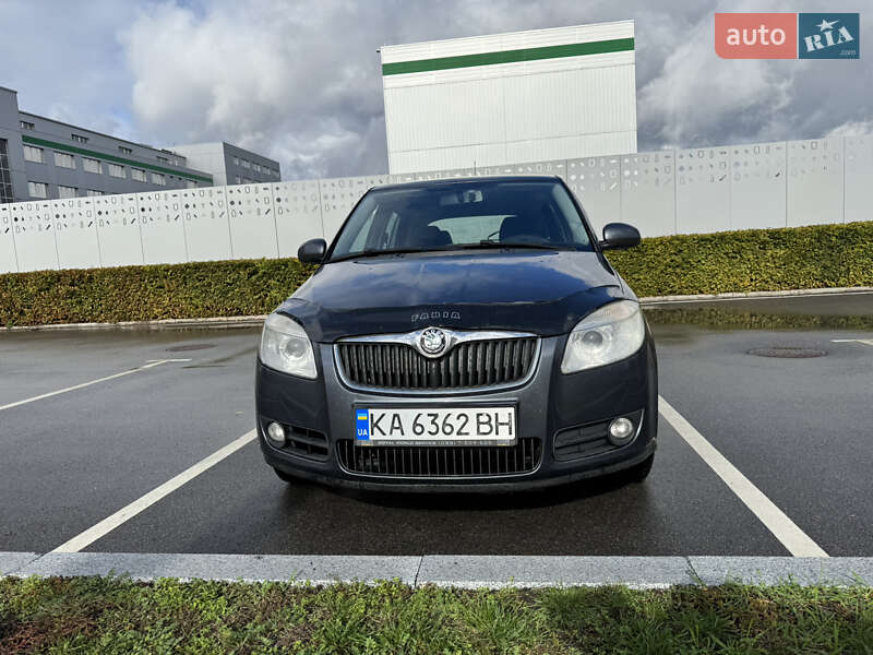 Універсал Skoda Fabia 2008 в Києві
