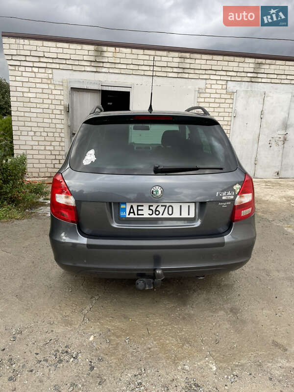 Універсал Skoda Fabia 2008 в Дніпрі