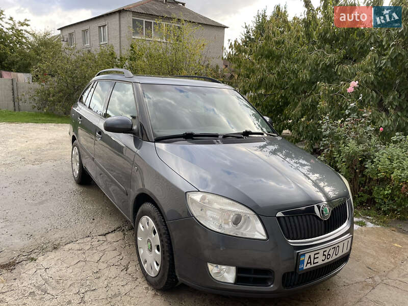 Універсал Skoda Fabia 2008 в Дніпрі