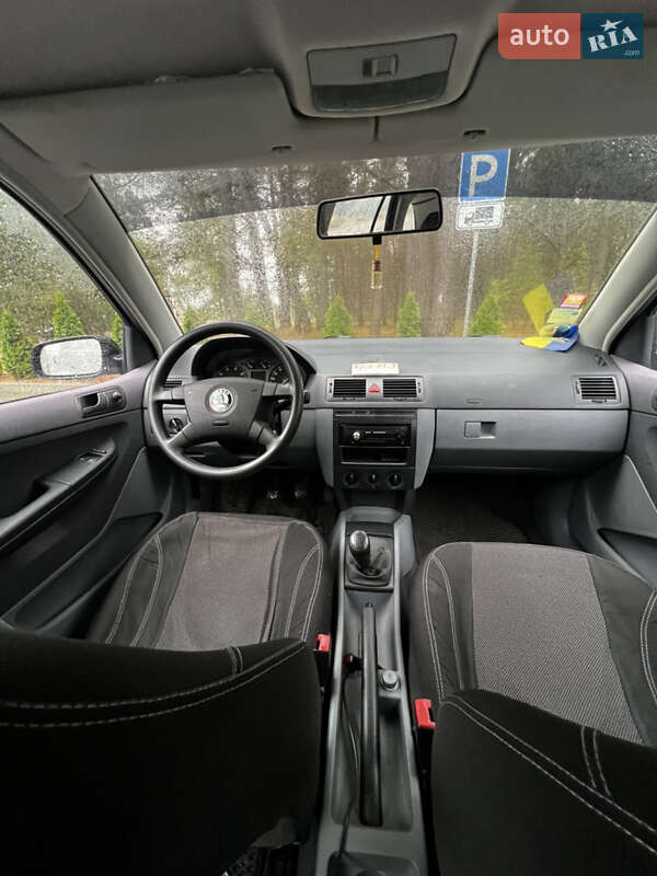 Универсал Skoda Fabia 2002 в Маневичах