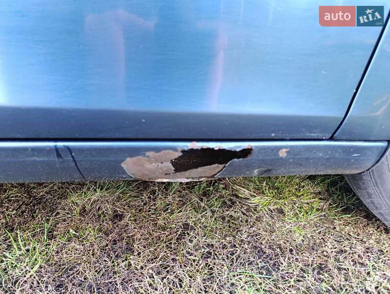 Хэтчбек Skoda Fabia 2011 в Черкассах