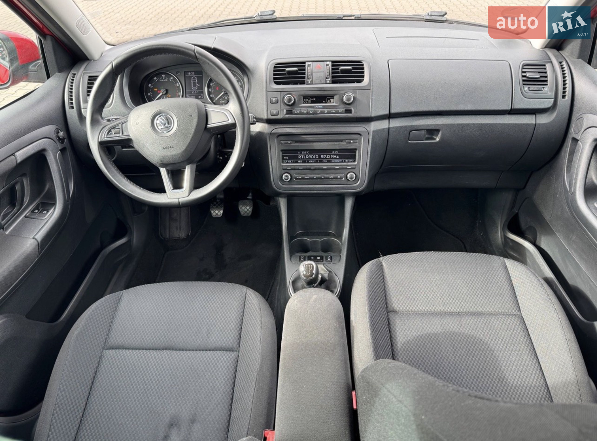 2014 Skoda Fabia - мініатюра 9