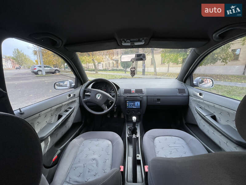 Седан Skoda Fabia 2002 в Николаеве фото 7 Седан Skoda Fabia 2002 в Николаеве