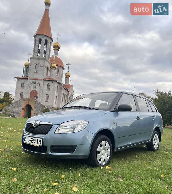 Универсал Skoda Fabia 2009 в Кременчуге