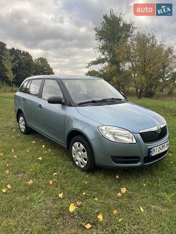 Универсал Skoda Fabia 2009 в Кременчуге