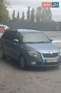 Универсал Skoda Fabia 2007 в  фото 2 Универсал Skoda Fabia 2007 в