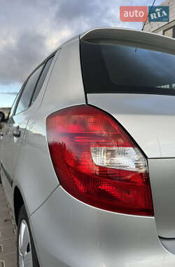 Хэтчбек Skoda Fabia 2007 в 
