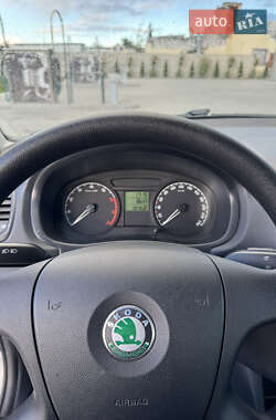 Хэтчбек Skoda Fabia 2007 в 
