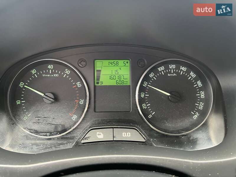 Хетчбек Skoda Fabia 2012 в Дніпрі фото 21 Хетчбек Skoda Fabia 2012 в Дніпрі