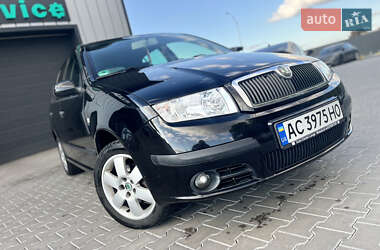 Хэтчбек Skoda Fabia 2005 в Владимире