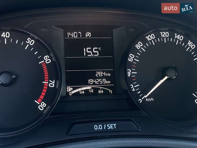 Хэтчбек Skoda Fabia 2015 в Киеве фото 17 Хэтчбек Skoda Fabia 2015 в Киеве