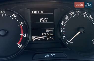 Хетчбек Skoda Fabia 2015 в 