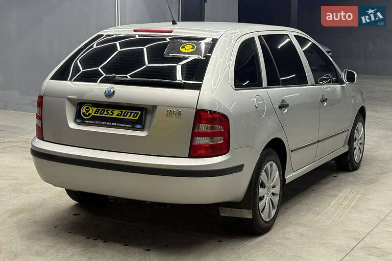 Универсал Skoda Fabia 2004 в Черновцах