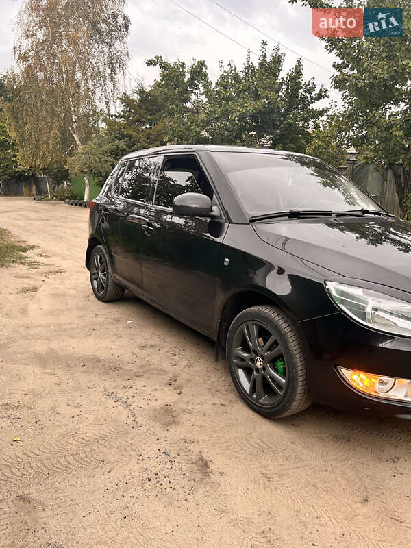 Хэтчбек Skoda Fabia 2010 в Славянске