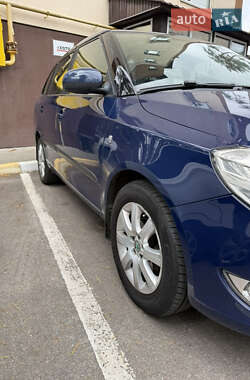 Универсал Skoda Fabia 2011 в 
