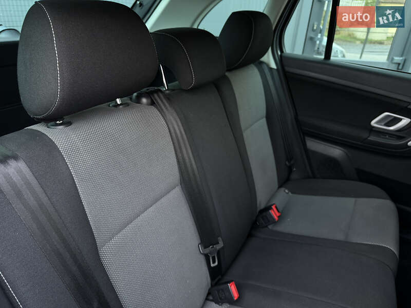 Универсал Skoda Fabia 2008 в Ровно