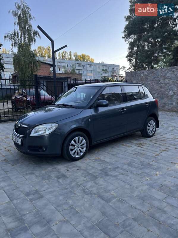 Хэтчбек Skoda Fabia 2008 в Ахтырке