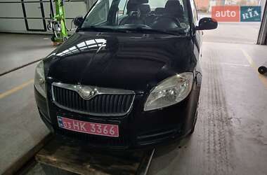 Универсал Skoda Fabia 2009 в Чернигове