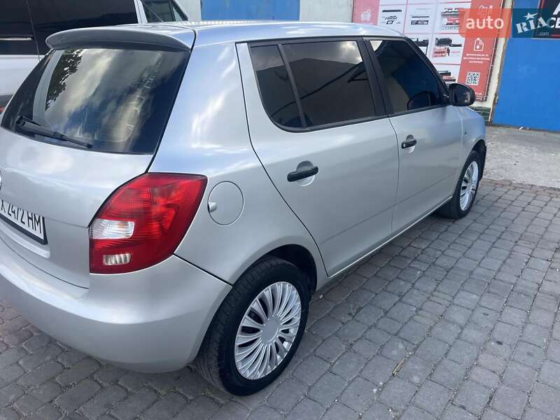 Хэтчбек Skoda Fabia 2011 в Каменец-Подольском фото 9 Хэтчбек Skoda Fabia 2011 в Каменец-Подольском