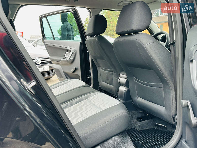 Универсал Skoda Fabia 2009 в Харькове