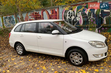 Универсал Skoda Fabia 2013 в Львове