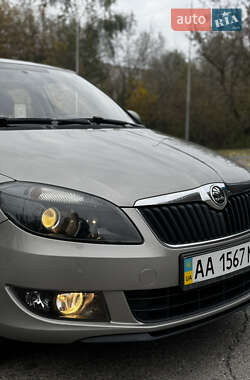 Хэтчбек Skoda Fabia 2013 в 