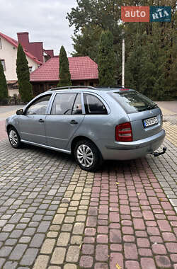 Универсал Skoda Fabia 2002 в 