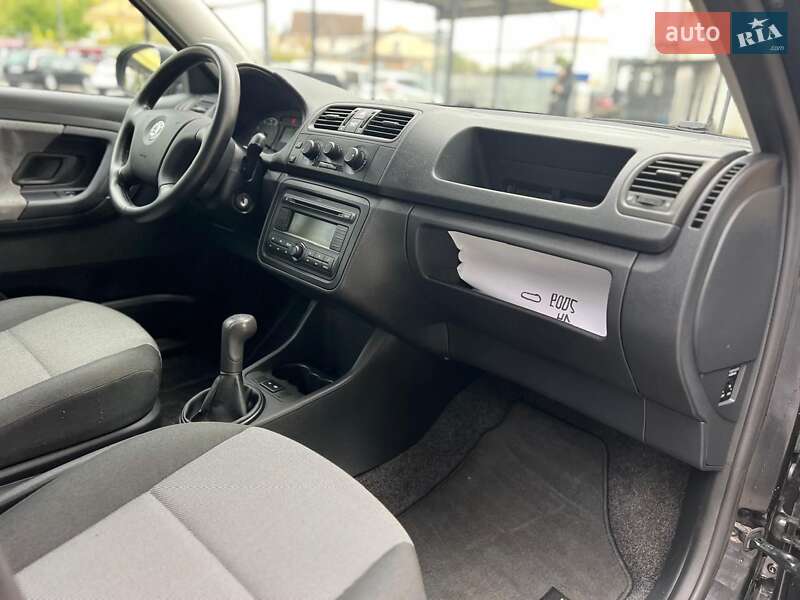 Хэтчбек Skoda Fabia 2008 в Луцке