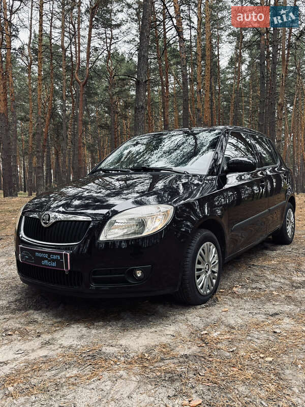 Хэтчбек Skoda Fabia 2008 в Солоницевке