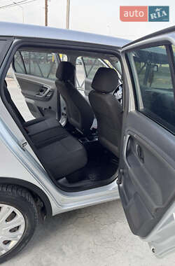 Универсал Skoda Fabia 2010 в 
