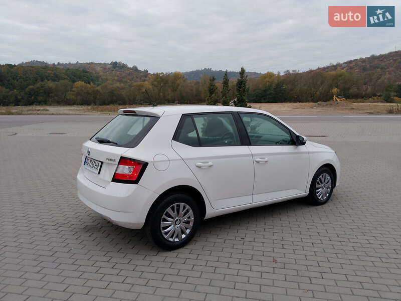 Хэтчбек Skoda Fabia 2016 в Мукачево фото 2 Хэтчбек Skoda Fabia 2016 в Мукачево