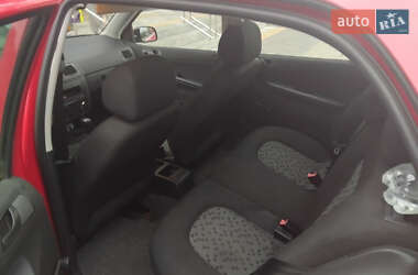 Хетчбек Skoda Fabia 2006 в 