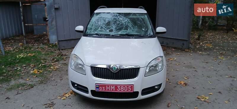 Універсал Skoda Fabia 2009 в Херсоні