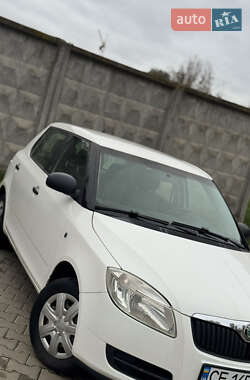 Хэтчбек Skoda Fabia 2009 в  фото 8 Хэтчбек Skoda Fabia 2009 в