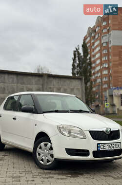 Хэтчбек Skoda Fabia 2009 в  фото 12 Хэтчбек Skoda Fabia 2009 в