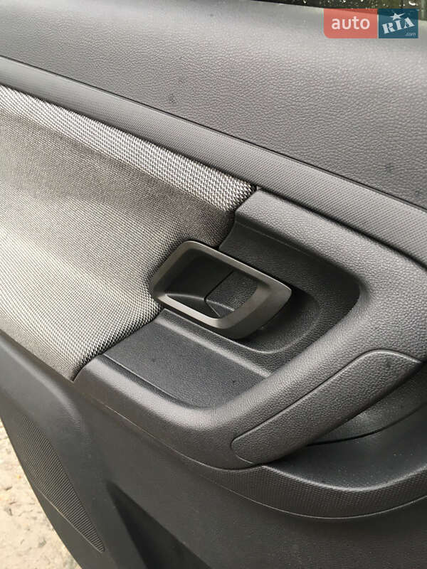 Хетчбек Skoda Fabia 2010 в Первомайську