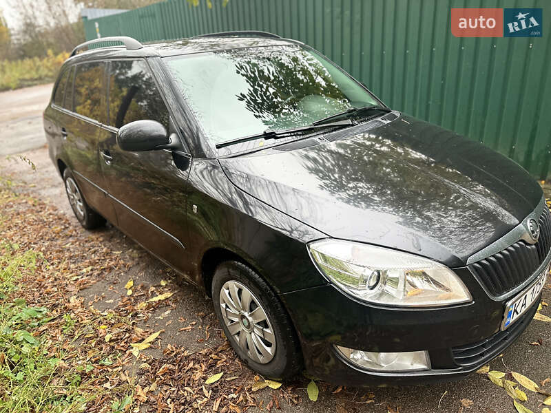 Універсал Skoda Fabia 2013 в Житомирі