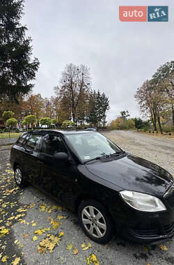 Универсал Skoda Fabia 2010 в 