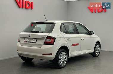 Хэтчбек Skoda Fabia 2018 в 