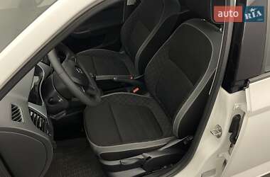 Хэтчбек Skoda Fabia 2018 в 