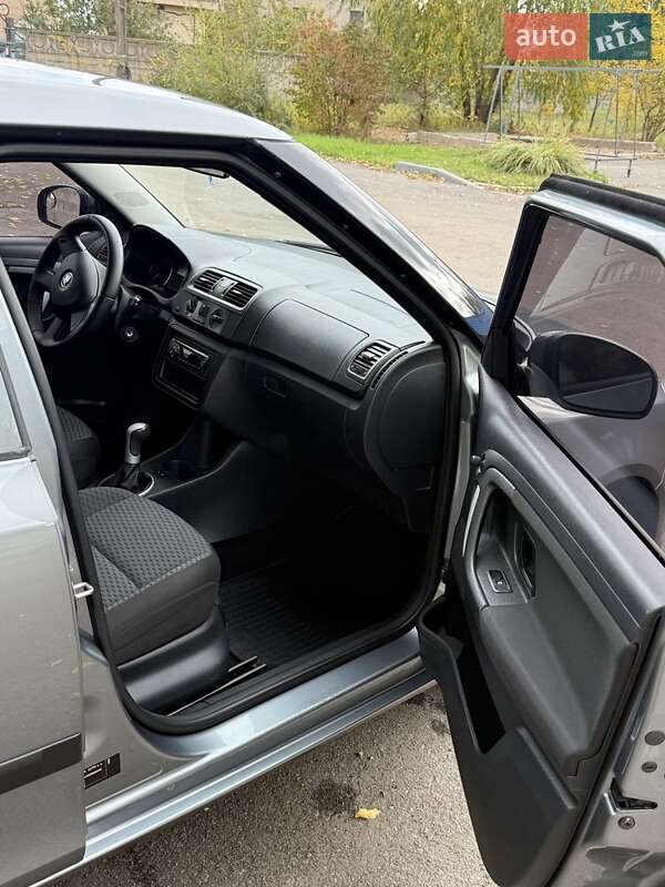 Хэтчбек Skoda Fabia 2013 в Кривом Роге фото 16 Хэтчбек Skoda Fabia 2013 в Кривом Роге