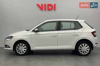 Хетчбек Skoda Fabia 2018 в  фото 3 Хетчбек Skoda Fabia 2018 в