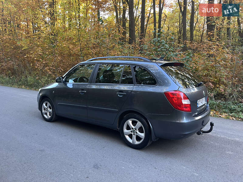 Универсал Skoda Fabia 2010 в Калуше