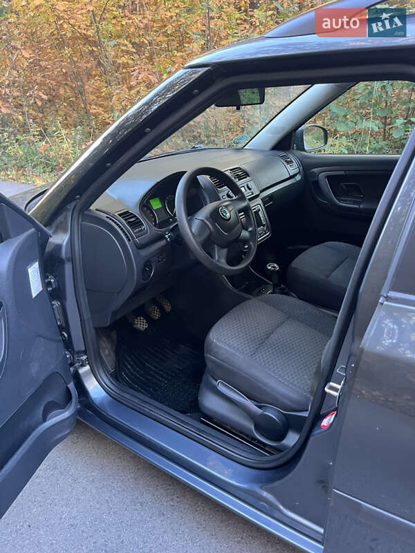 Универсал Skoda Fabia 2010 в Калуше
