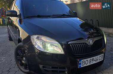 Хетчбек Skoda Fabia 2010 в Тернополі